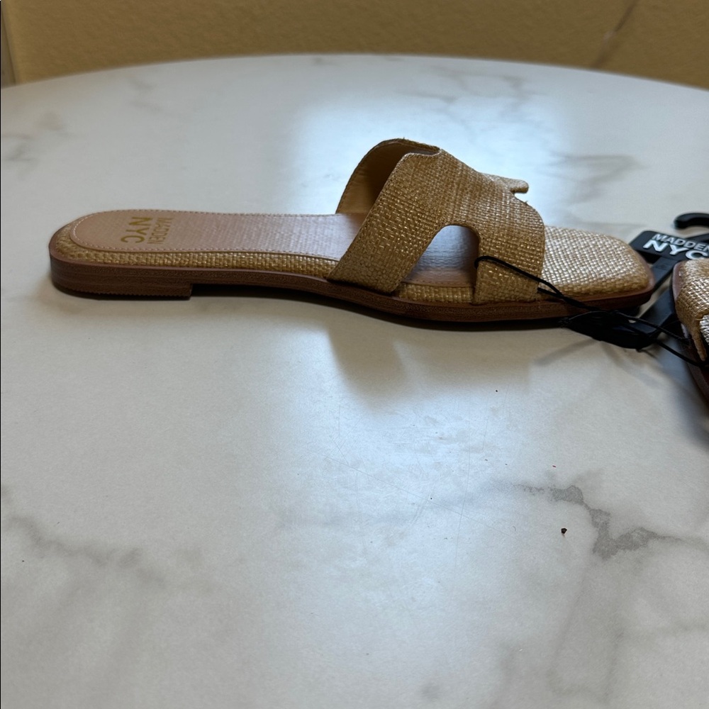 NWT Madden NYC Woven Scalloped Slide Sandals - Natural Tan size 9 1/2 - Picture 5 of 8